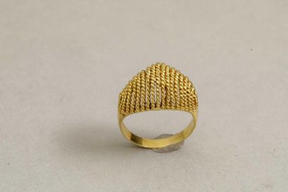 null Bague dôme en or jaune tressé 18k - Poids : 5,5gr - TDD 58