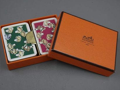 null HERMES - Mini set de deux jeux de cartes à jouer, la tranche dorée, le dos figurant...