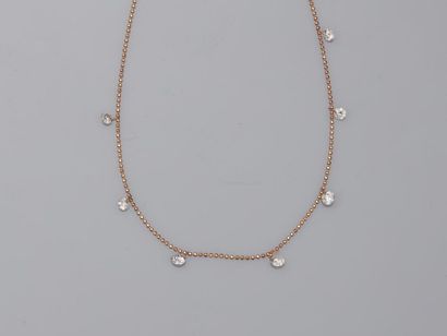 null Necklace in 18k yellow gold with seven diamonds in pendants - PB: 2,10gr - Length:...