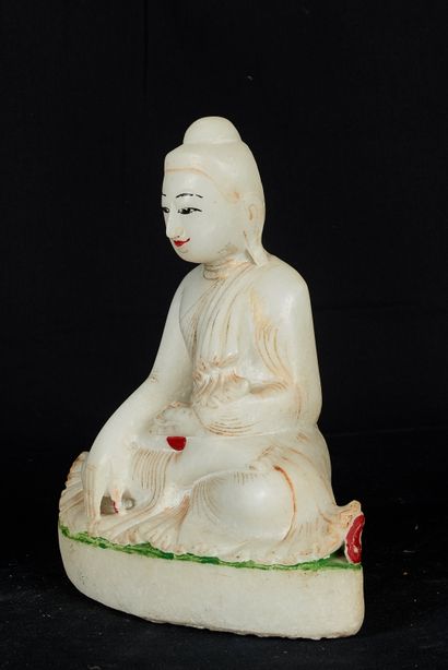 null Birmanie, XXème siècle. Bouddha assis dans la position de la prise de la terre...