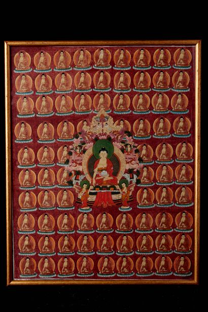 null China, 20th century. Tangka with a thousand Buddhas. Framed.

L : 57 x 45 c...