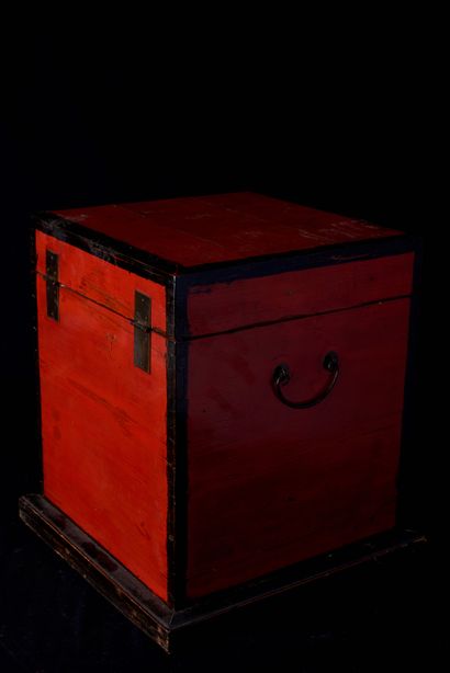 null China or Southeast Asia, 20th century. High wooden chest painted in red with...