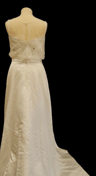 null PRONUPTIA Ivory silk wedding dress model Miss MATHEA - With her satin veil -...