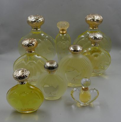 null NINA RICCI

Batch including "L'air du temps" in glass decorated on one side...