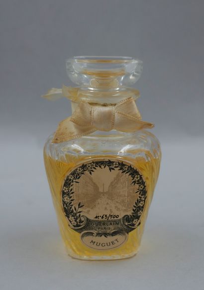 null GUERLAIN

Bottle model vase, sealed, PDO, label titled "Muguet", decoration...