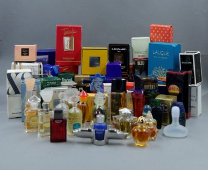 null Lot of 76 miniatures with their boxes