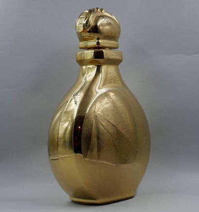 null Caron. Sacred perfume. Giant bottle of golden decoration. Stopper two insects,...