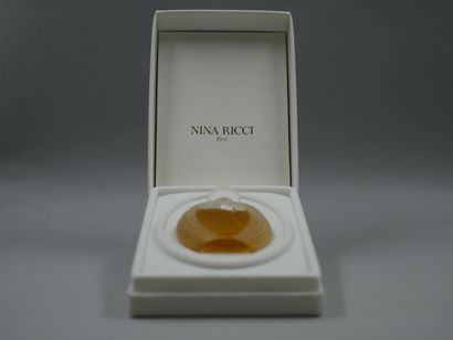 null Nina Ricci. Nina. Sealed glass bottle PDO. Titrated box. H.7cm