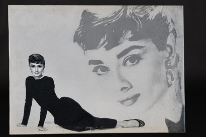 null Reproduction sur toile d'une photographie d'Audrey Hepburn - 150 x 200 cm e...