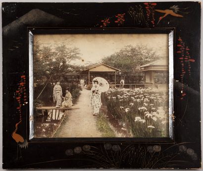 null JAPON début XXe - Ensemble de quatre photographies anciennes représentant des...