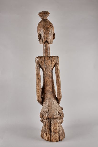 null AFRIQUE DE L'EST DJORAI - Sculpture en bois naturel représentant une femme et...