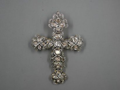 null Large openwork cross in 18k yellow gold and silver with a cross ribbon pattern...