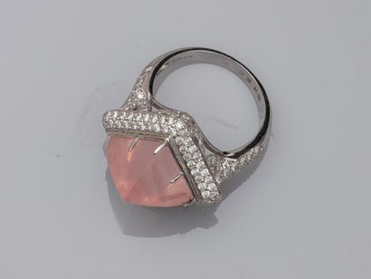 null Ring in 18K white gold set with a sugar bread cut pink quartz of about 8cts...