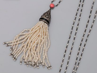null Elegant Bayadère long necklace in 18K blackened gold with an alternating mesh...