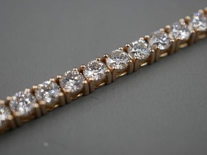 null Bracelet ligne en or jaune 18k serti de 46 diamants couleur approximative I-J/VS-SI...