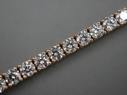null Bracelet ligne en or jaune 18k serti de 46 diamants couleur approximative I-J/VS-SI...