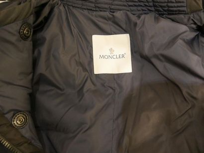 null MONCLERC - Waterproof jacket navy blue with black piping - Size 38/40 - Condition...