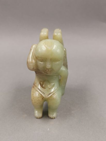 null Enfants acrobates. Jade néphrite. Chine. XIXè s.

L : 7,5 cm.