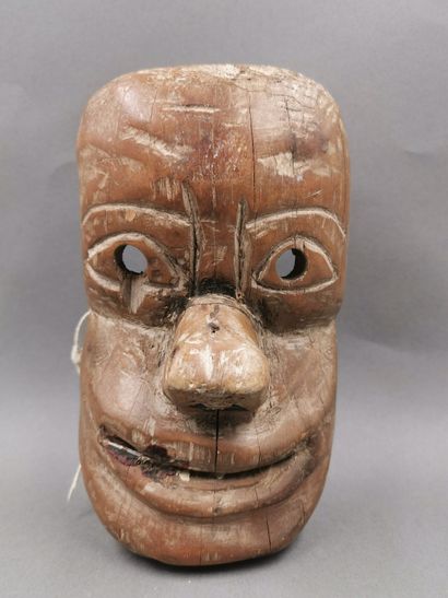 null Masque. Bois sculpté style Haïda des indiens du Pacifique canadien. En l’état....