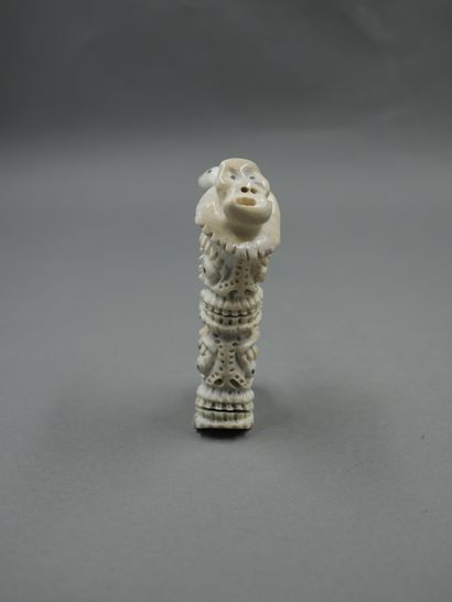 null Sculpture eskimo du Groënland représentant un totem miniature aux esprits tutélaires....