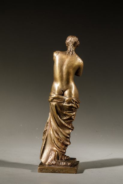 null 
Salvador DALI (1904-1989) (d'après) - Grande Vénus de Milo aux tiroirs - Bronze...