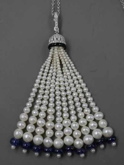 null Sautoir Bayadère en or blanc 18k la chaine agrémentée de perles de saphirs et...