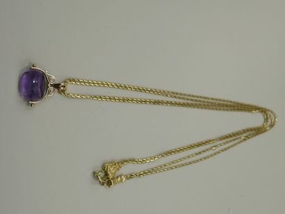 null Long necklace in 18k yellow gold with a rotating amethyst pendant (Dimensions...