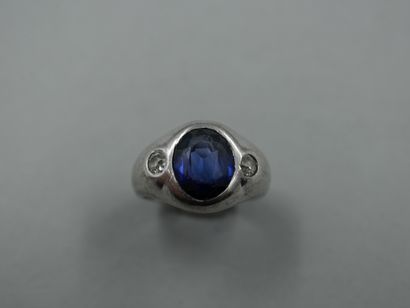 18k white gold ring with a 2cts sapphire...