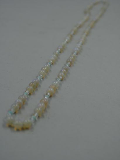  Sautoir de boules d'opales entrecoupées de perles de cristal et amazonites - Long...