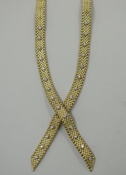 null Collier cravate en or jaune tressé 18k agrémenté de diamants - PB : 51,20gr...