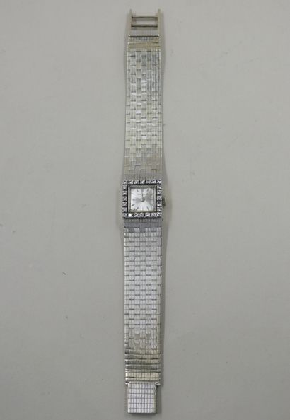 null LONGINES - Ladies' watch in 18k white gold - The square case, the bezel set...