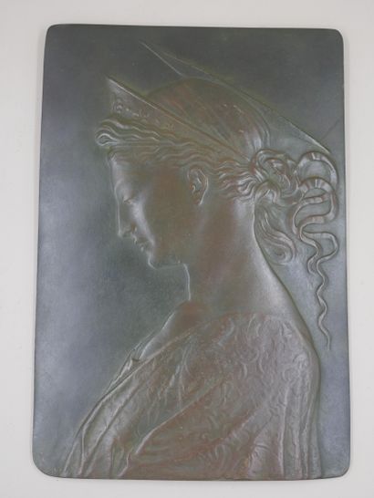 null Plaque en bronze, profil de jeune femme, Marque JABOEUF Cie Fondeurs - 24,5...