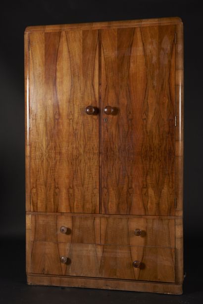 null Armoire Art Déco en bois de placage - Ouvre à deux vantaux et deux tiroirs