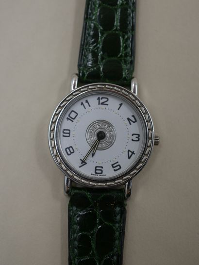 null HERMES Paris - Steel "Sellier" watch - White dial, Arabic numeral, date at 3...