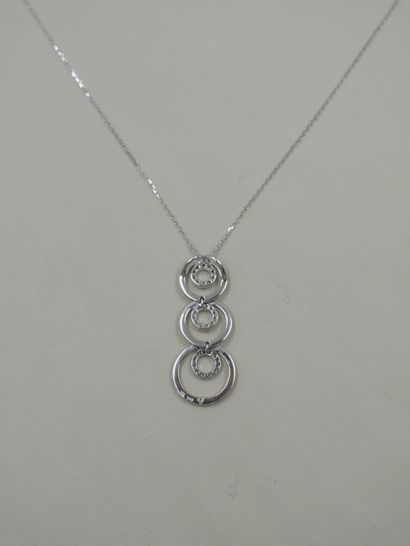 null Necklace in 18k white gold holding a pendant with three circles in fall paved...