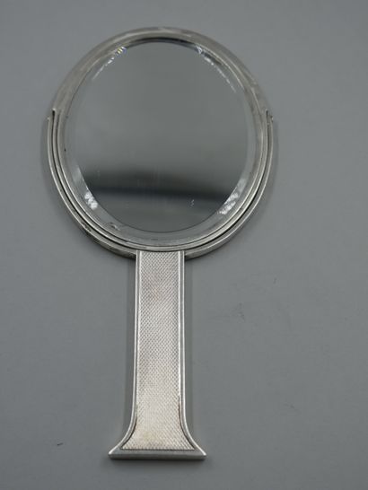 null HERMES - Hand mirror in silver with swivel mirror - Hermes case - PB : 172g...
