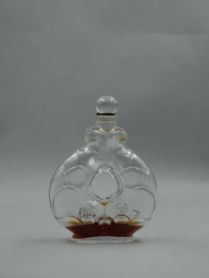 null LUBIN " L'Océan ". 

Bottle in pressed Baccarat crystal of oval section. Body...