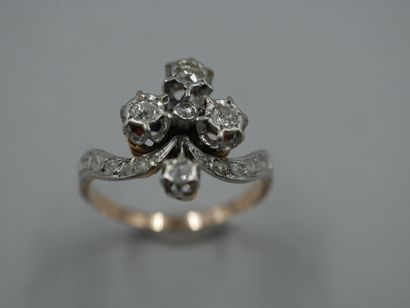 null Bague trèfle en or et argent ornée de diamants taille rose - Travail du XIXème...