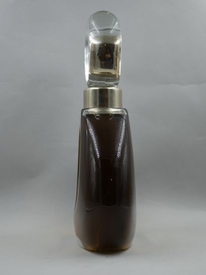 null VAN CLEEF ARPELS "First

Dummy bottle, giant decoration, in glass, titled on...