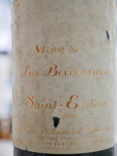 null 6 bouteilles Mise de la Baronnie, St Emilion, 1990 (Etiquettes très abîmées...