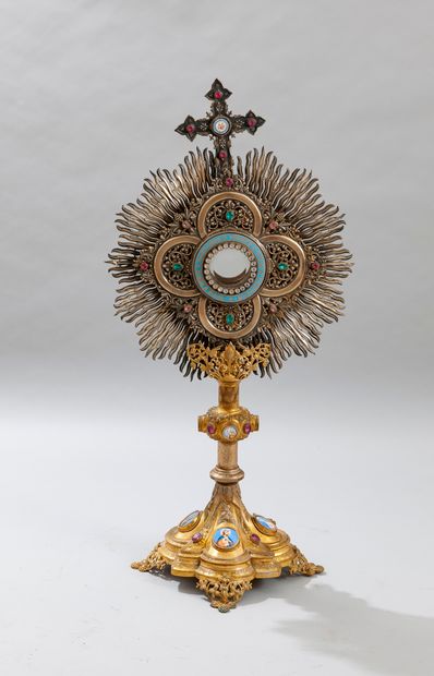 null Large gilt and silver-plated monstrance in the Neo-Gothic style, resting on...