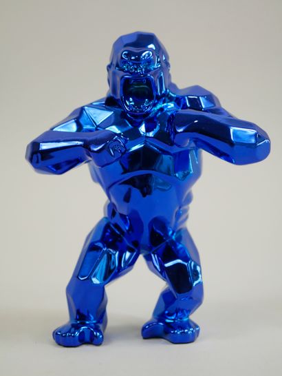 null Richard ORLINSKI (1966). Kong. Epreuve en résine bleu métalisée. Haut 13 cm....