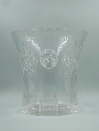 null Crystal bottle bucket with engraved decoration of palm leaves - Small chip at...