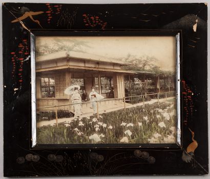 null JAPAN, early 20th century. Set of four old photographs representing people,...