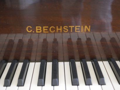 null 
Dark brown BECHSTEIN quarter grand piano, made in Berlin in 1933. It stands...