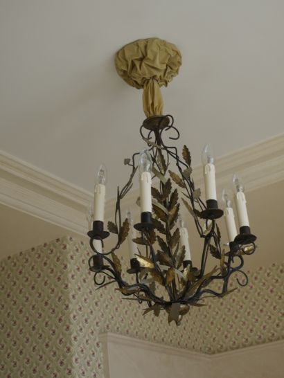 null Green and gold lacquered sheet metal chandelier with eight arms of light decorated...