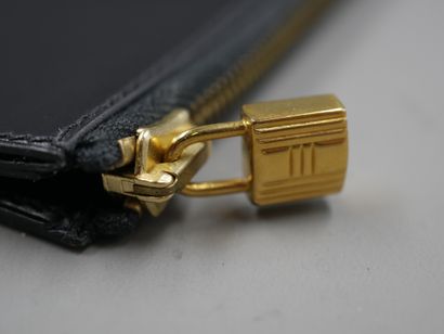 null HERMES - Porte monnaie en cuir noir - Zip à cadenas - Etat neuf - 7x11cm