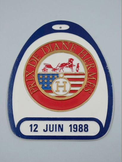 null HERMES Paris. Plaque du prix de Diane datée du 12 juin 1988 en métal émaillé....