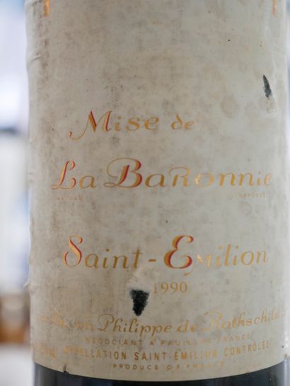 null 6 bottles Mise de la Baronnie, St Emilion, 1990 (Very damaged labels)