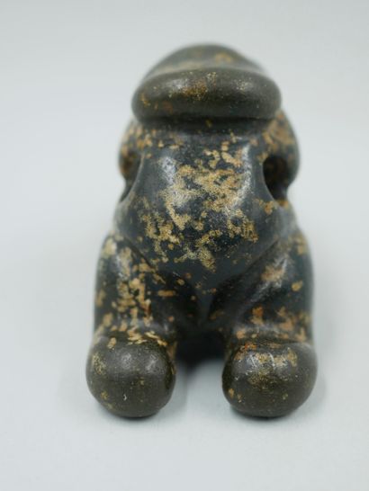 null Tiger dragon amulet.

Nephrite jade high astrological sign Ming or Qing style....